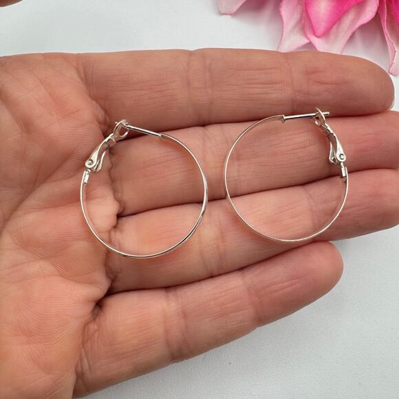 925 Sterling Silver Hoop Earrings IBB TH Hinge Back Pierced Timeless - Picture 9 of 12